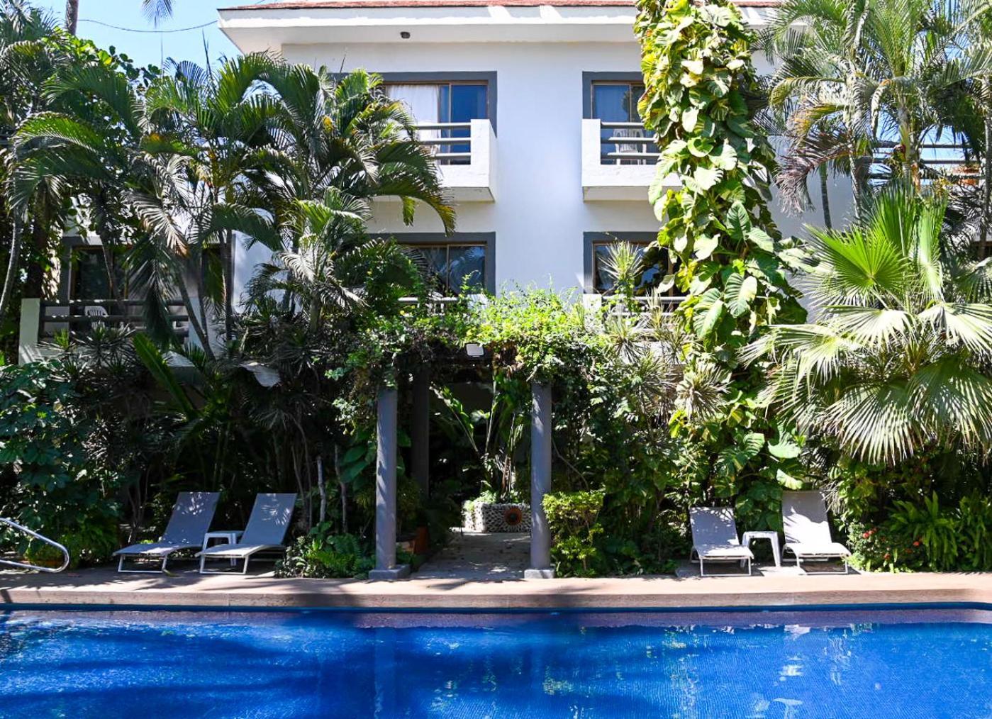 Hotel Palmeras Bucerías エクステリア 写真