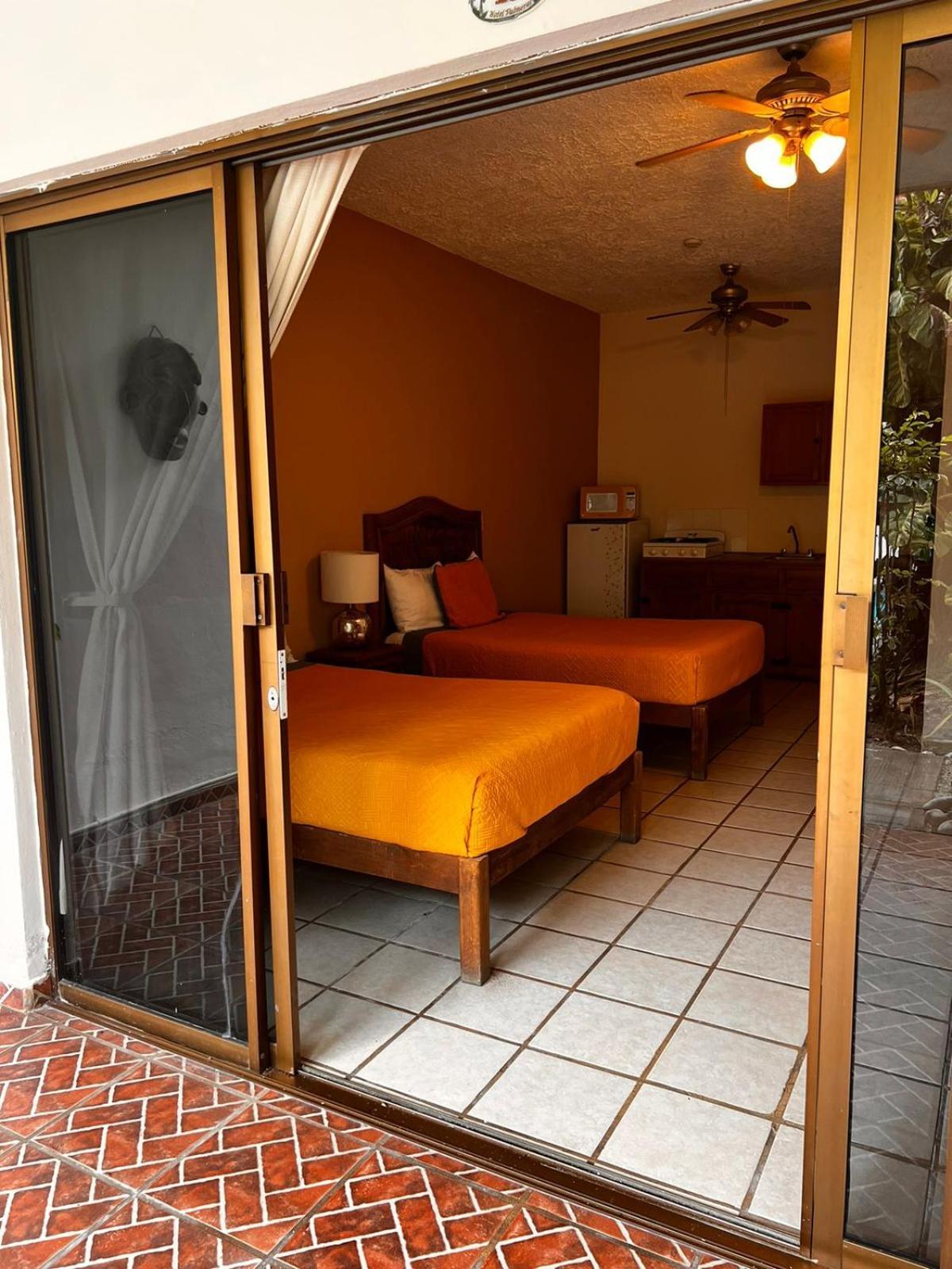 Hotel Palmeras Bucerías エクステリア 写真